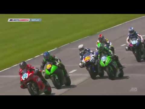 MotoAmerica Supersport Race 1 at Road America 2017