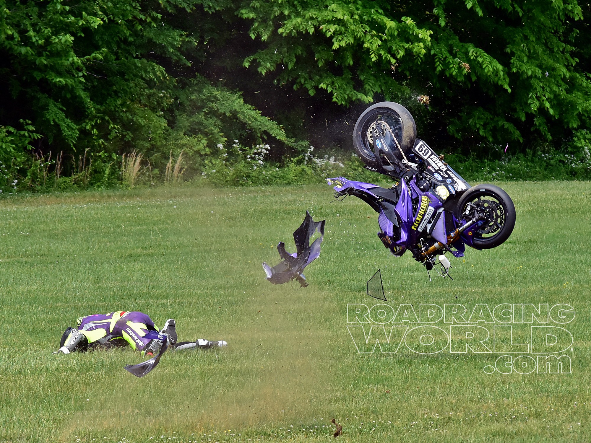 Crash Page: MotoAmerica Supersport Racer Hayden Gillim At VIR
