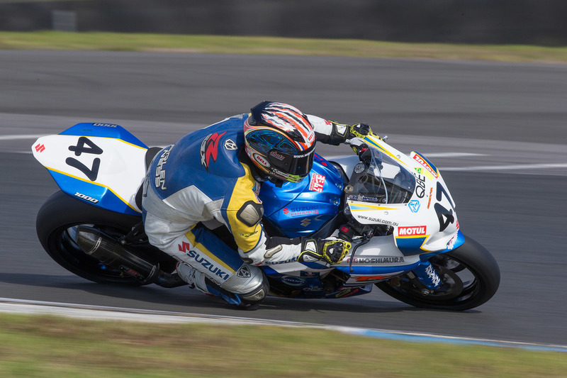 Maxwell Wins QBE Australian Superbike Races At Sydney Motorsport Park, Takes Championship Lead