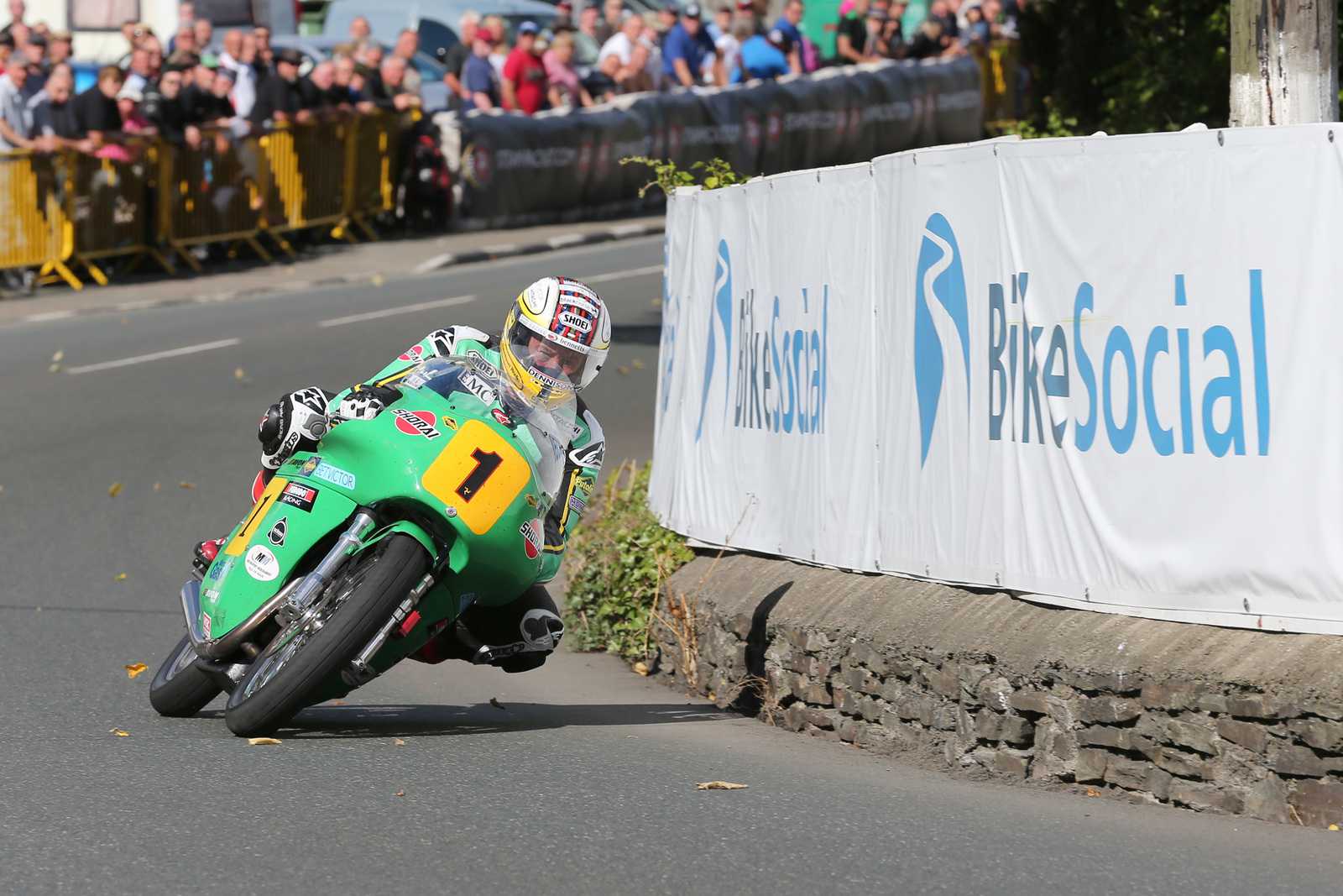 McGuinness Wins Senior Classic TT On The Isle Of Man - Roadracing World