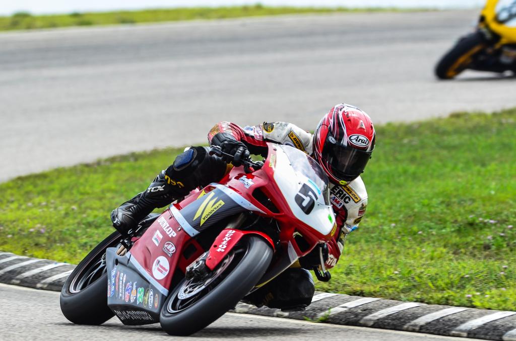 Eric Wood Wins Postponed LRRS