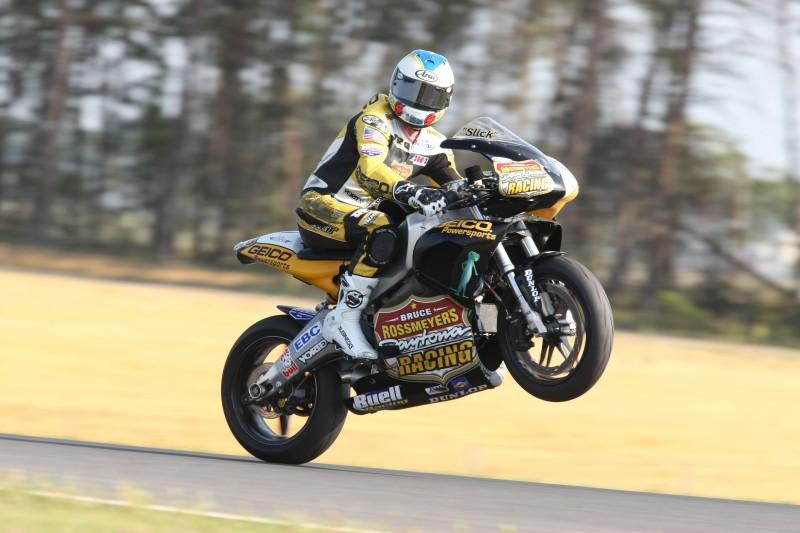 Eslick Re-Signs With Richie Morris Racing To Defend AMA Pro Daytona SportBike Title In 2010