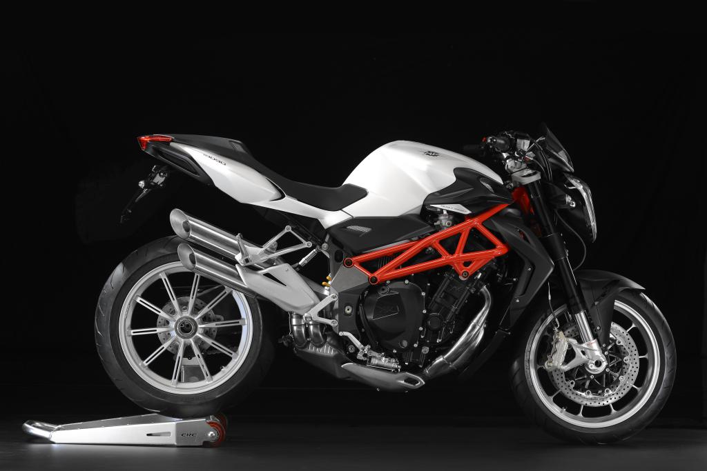 MV Agusta Announces Details Of 2013 Four-Cylinder Brutale Lineup