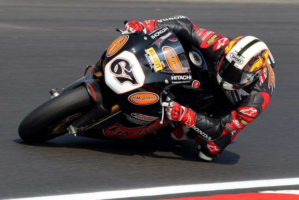 Byrne Leads British Superbike Championship Heading Into This Coming Weekend's Races At Croft Circuit