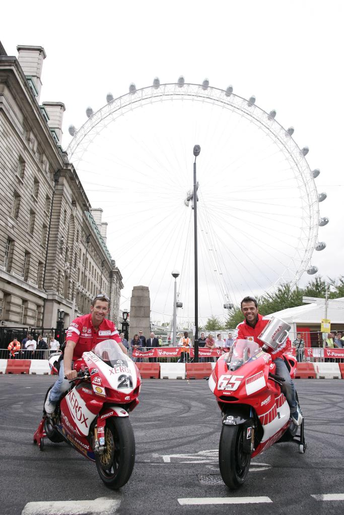 Capirossi And Bayliss Appear At Demo For New Shell V-Power Fuel On Streets Of London