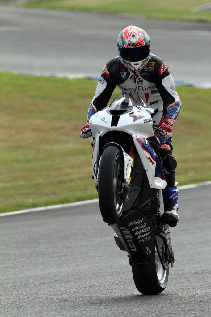 Corser Sets New Lap Record While Testing BMW At Hot And Humid Eastern Creek