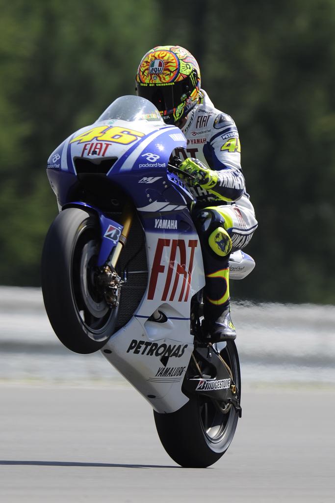 Updated: Rossi Edges Out Lorenzo To Take MotoGP Pole Position At Brno