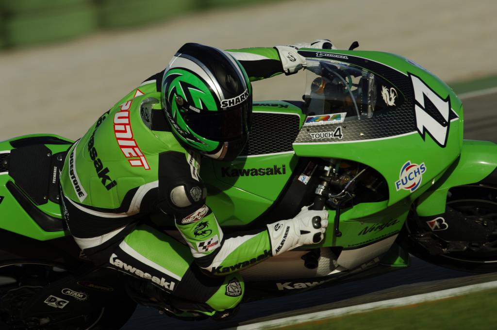 De Puniet Debuts On Ninja ZX-RR Valencia - World Magazine | Riding, Racing & Tech News