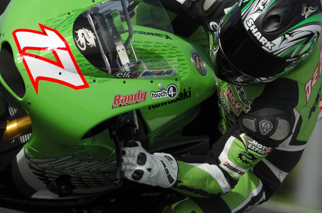 Kawasaki Racing Team Introduces De Puniet With 'Q & A' Session
