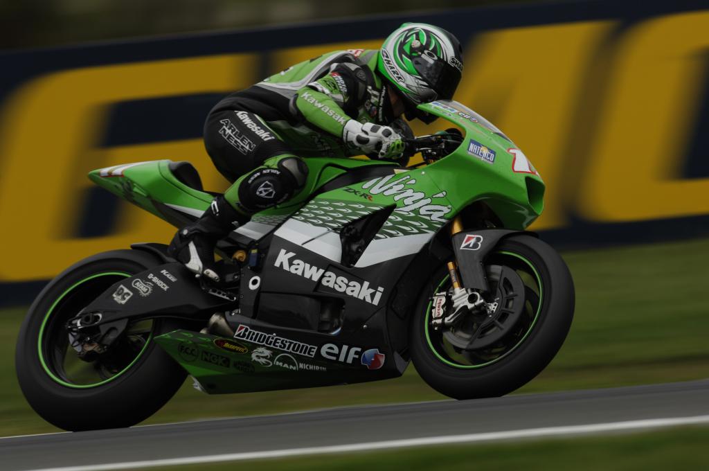 De Puniet Fastest In Friday MotoGP Practice In Australia