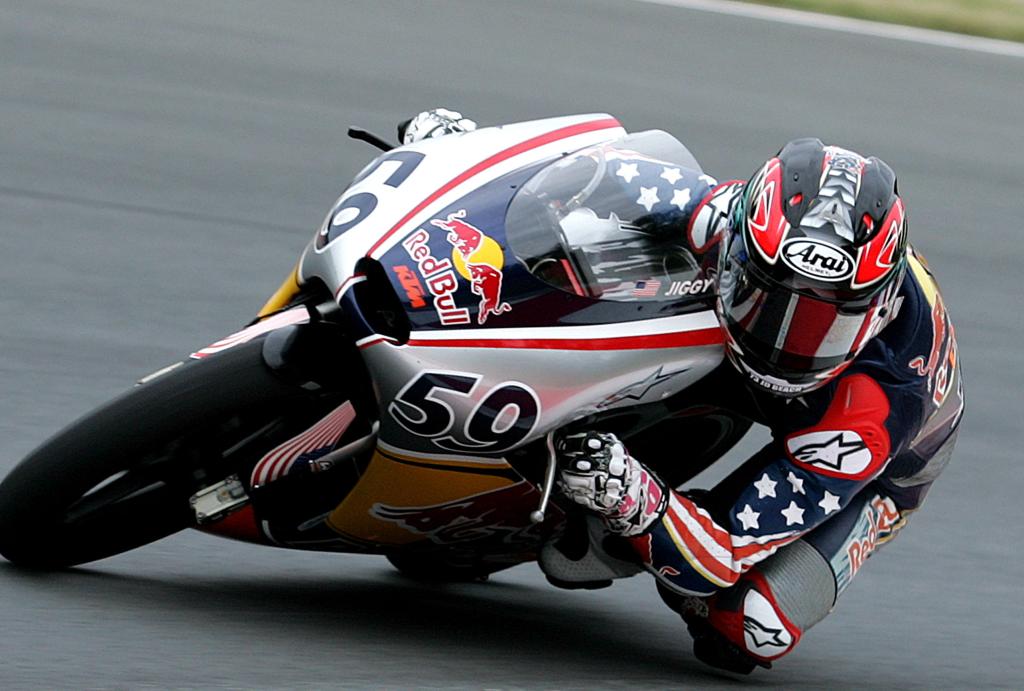 El Americano Beach gana en Sachsenring, toma el liderato del Campeonato Red Bull MotoGP Rookies Cup