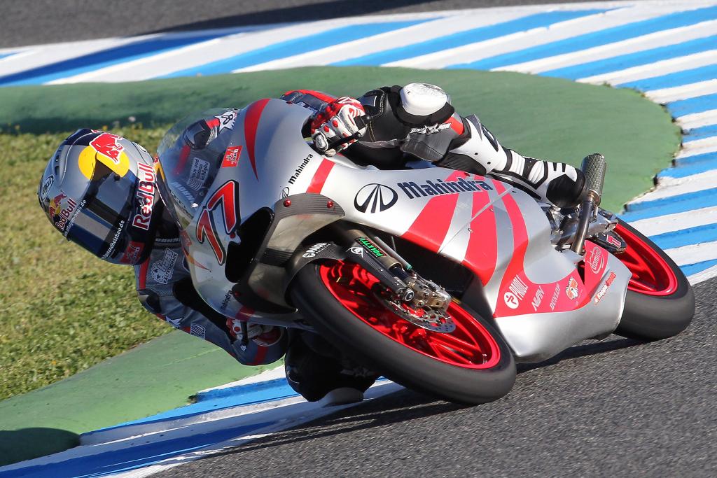 Large Margin Of Victory In Wet 125cc Grand Prix In Spain