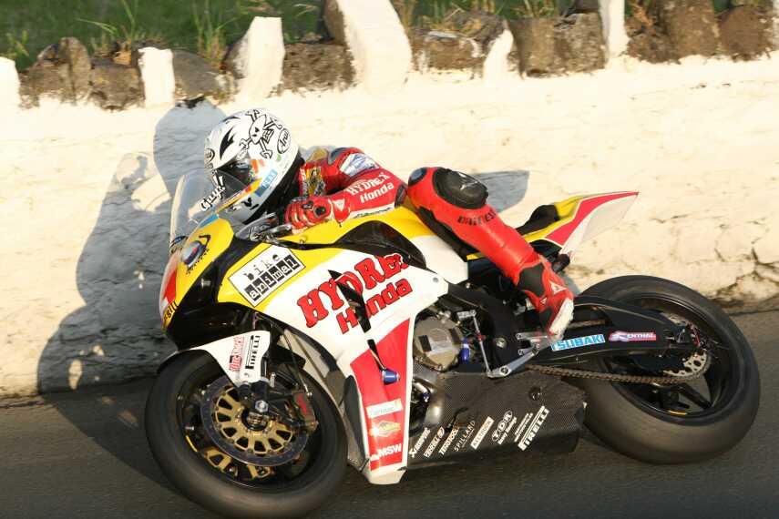 Martin Wins Senior Solo Founders Race At Southern 100 On The Isle Of Man