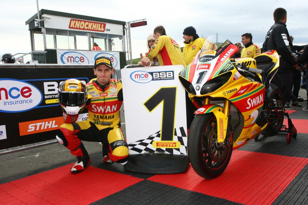 Hill On British Superbike Pole Position At Knockhill