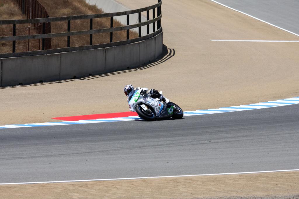 Himmelmann Will Be Racing Muench Electric Superbike This Coming Weekend At Assen