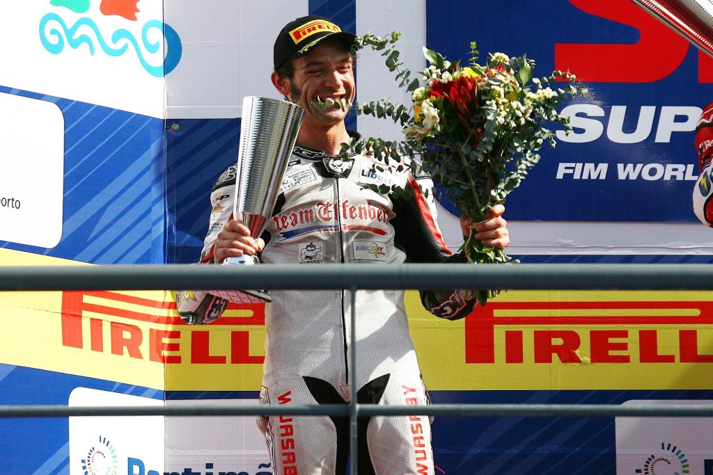 Effenbert Liberty Racing Team Renews Guintoli's Contract For 2012 Superbike World Championship