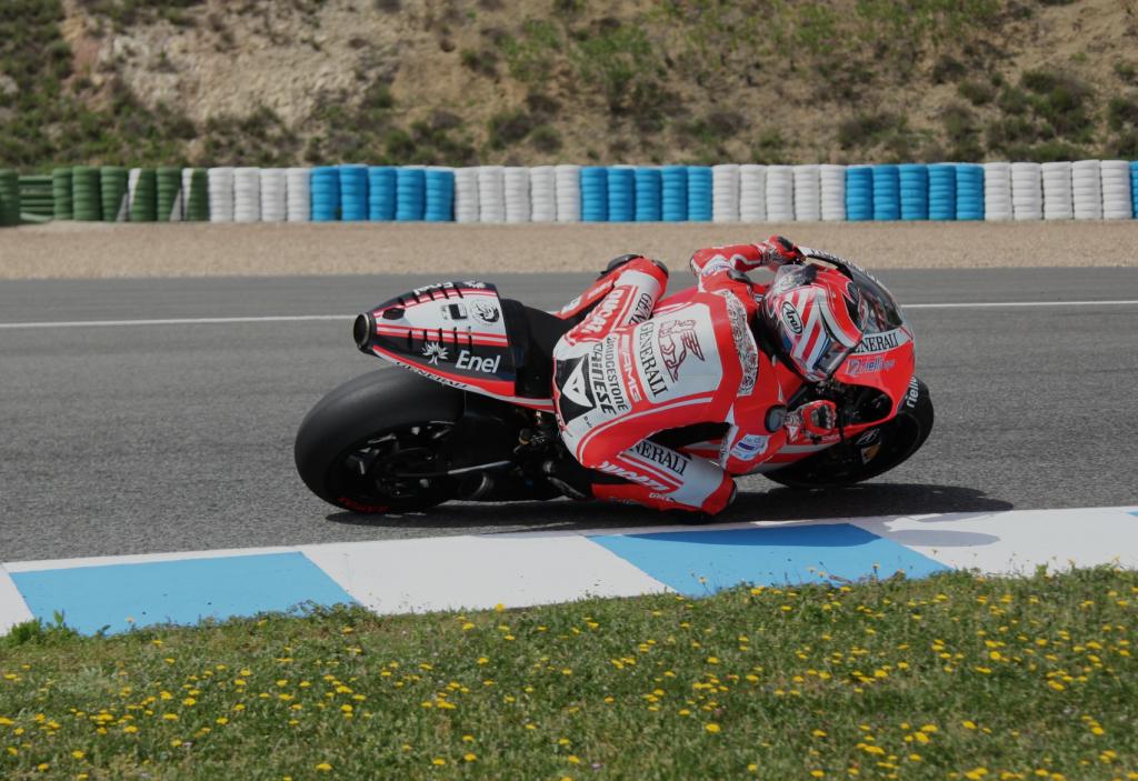 Nicky Hayden Gets His Chance To Ride The Ducati Desmosedici GP12 At Jerez