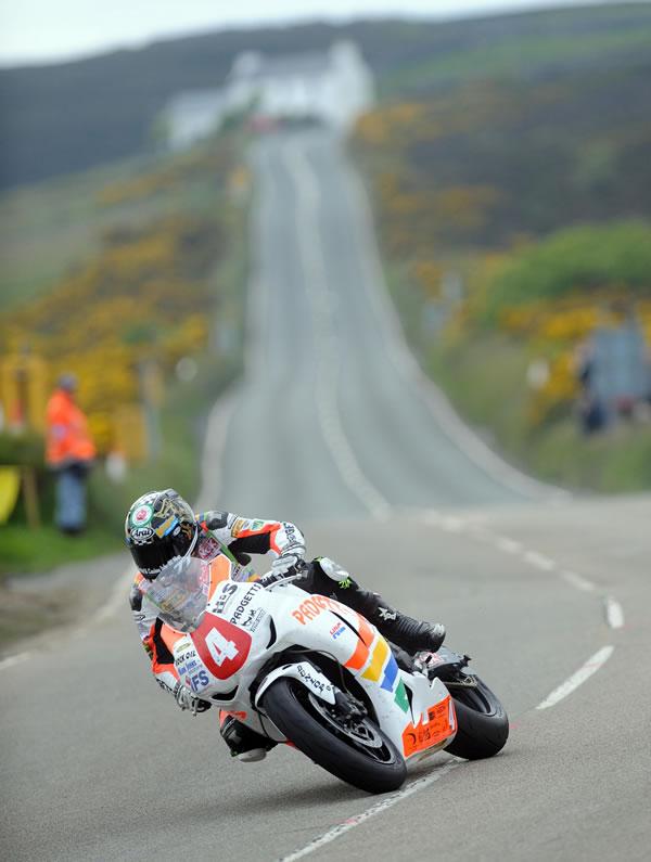 Hutchinson Fastest On First Day Of Qualifying At Isle Of Man TT
