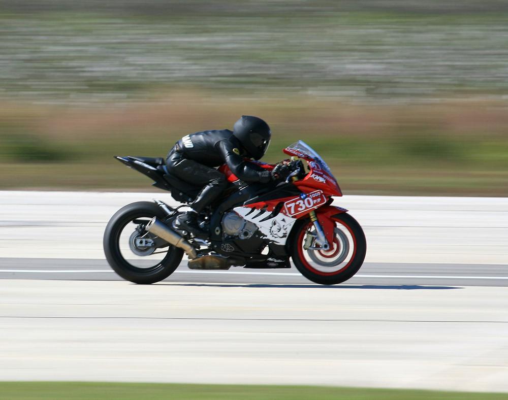 Pit Bull And Kws Set Top Speed Records With Bmw S1000rr Roadracing World Magazine Motorcycle Riding Racing Tech News