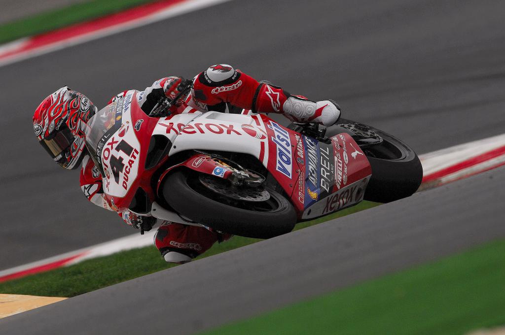 Byrne Quickest On Second Day Of World Superbike Testing In Portugal