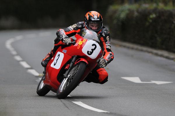 Updated: Farquhar Wins Damp 350cc Race Monday At The Manx Grand Prix