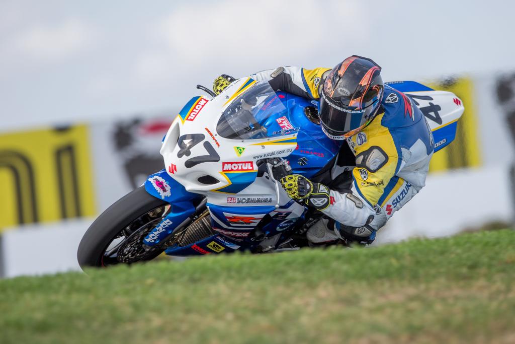 Wayne Maxwell Tops Australian Superbike Qualifying At Phillip Island