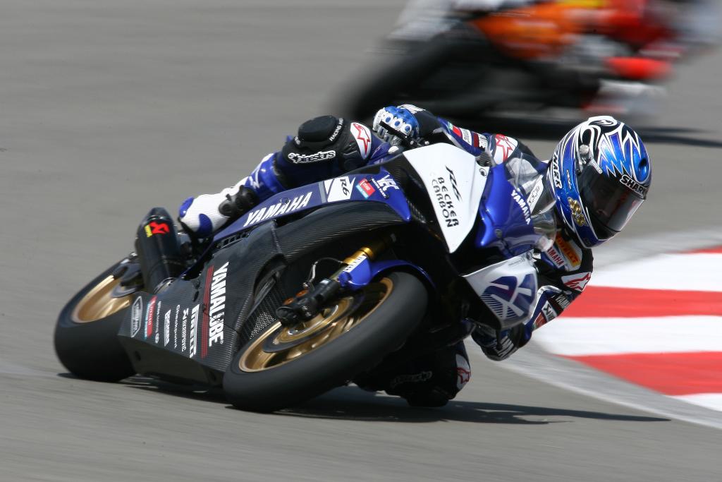 Actualizado: Parkes en la pole position provisional del World Supersport en Alemania
