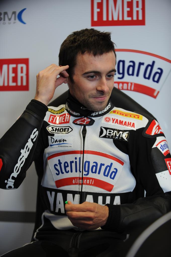 Eugene Laverty Visits The Yamaha World Superbike Workshop In Italy