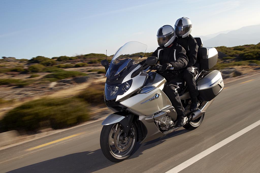 BMW To Offer Standard ABS On All Models In 2012 - Roadracing World