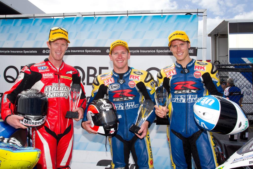 Maxwell, Waters Each Win A Race At The Australian Superbike Season Finale At Phillip Island