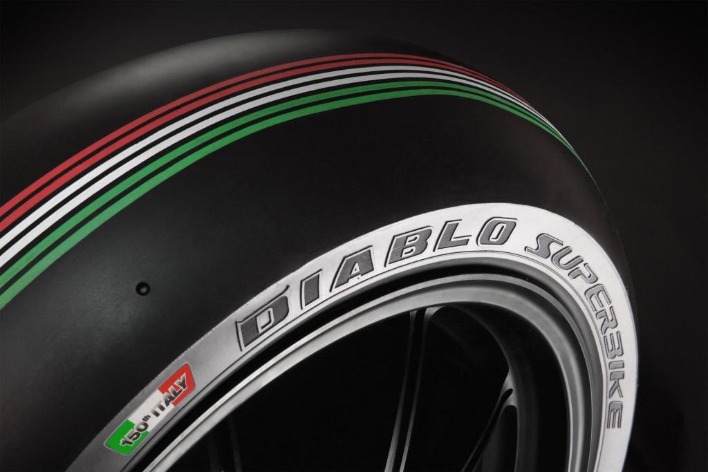 Pirelli Brought Special Tricolore Superpole Tires To Monza To Recognize Italy's 150th Anniversary