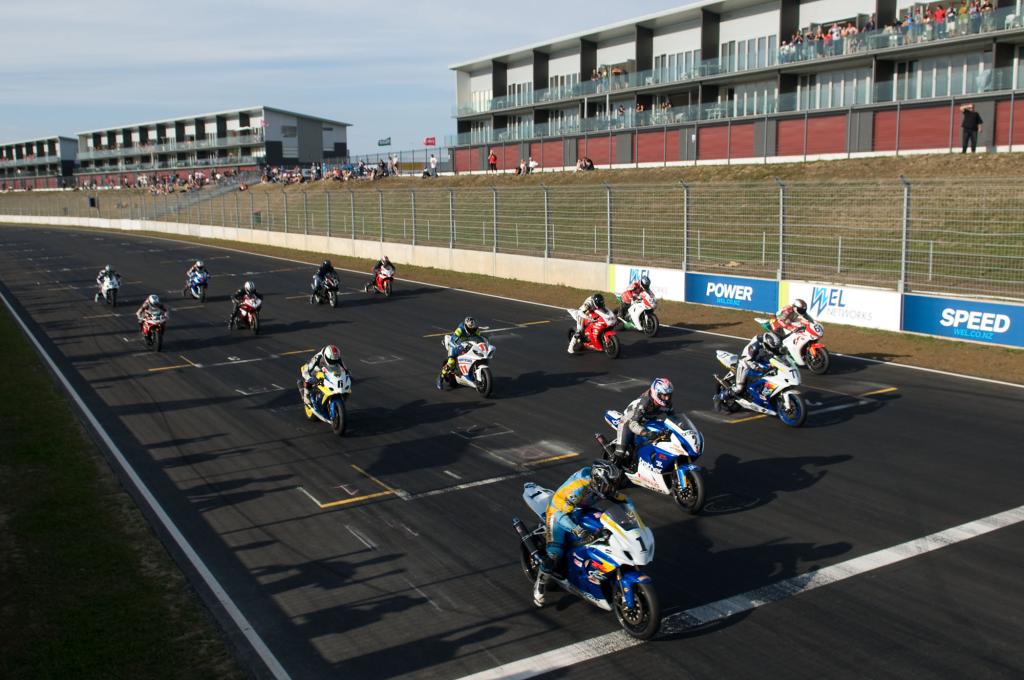 Andrew Stroud Is New Zealand Superbike Champion Again