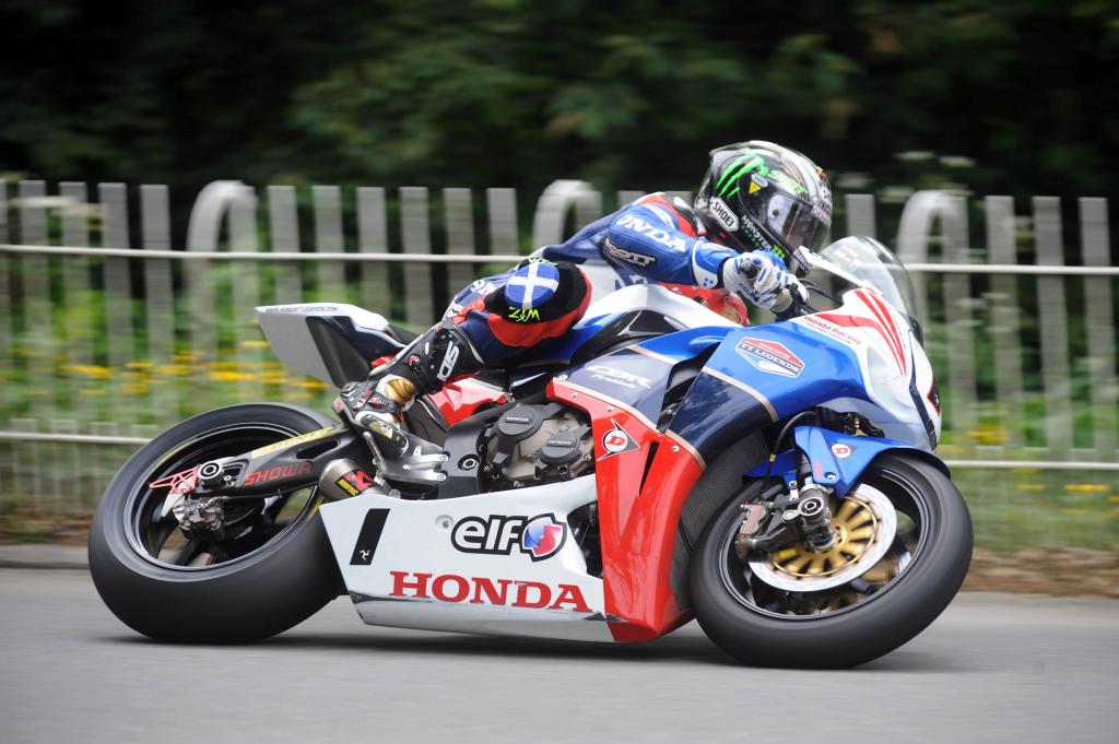 Updated Again: McGuinness Wins Superbike TT At The Isle Of Man