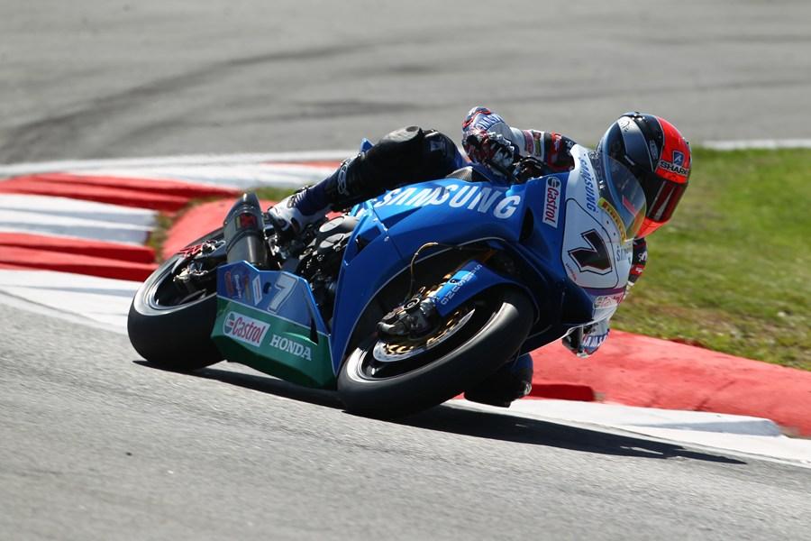 Michael Laverty Fastest In British Superbike Practice At Snetterton