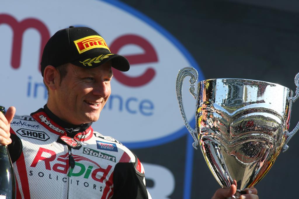Byrne Chooses To Defend British Superbike Championship Over Racing In MotoGP In 2013