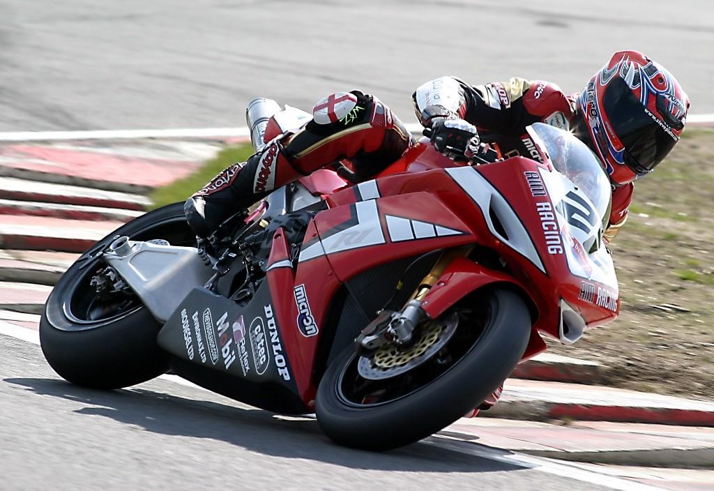 Rea Fastest During British Superbike Testing At Snetterton