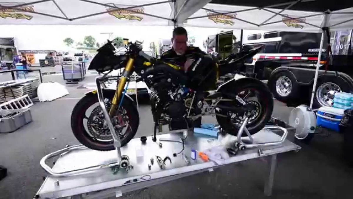 Latus Motors Racing Triumph 675R SuperSport Engine Teardown Time Lapse