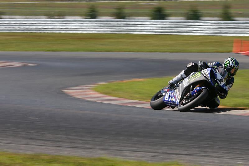 Hayes Hangs Onto AMA Pro Superbike Pole Position At New Jersey Motorsports Park