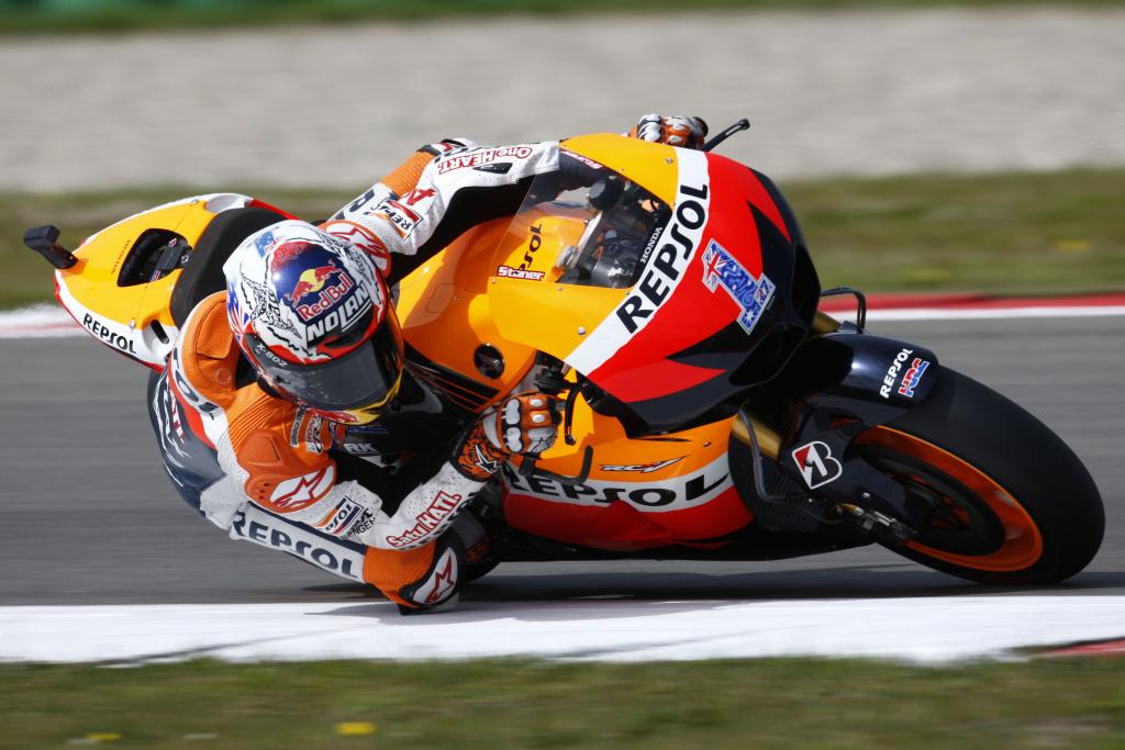 Stoner Says His Honda Struggles In Long Corners, Like The Ones At Sachsenring