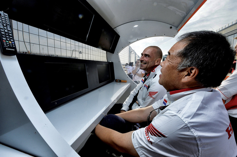 HRC And Repsol Honda MotoGP Bosses Debrief On 2013 Season