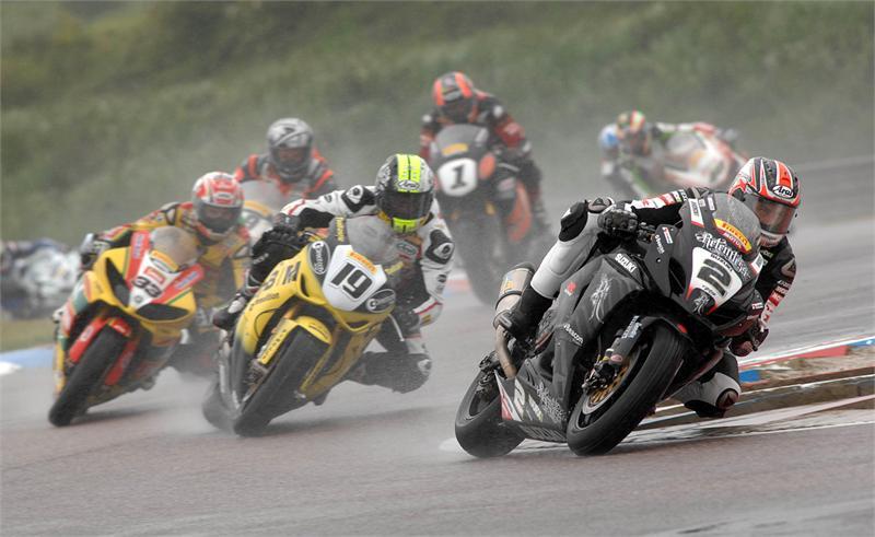 Byrne Takes Wet British Superbike Race Two At Thruxton