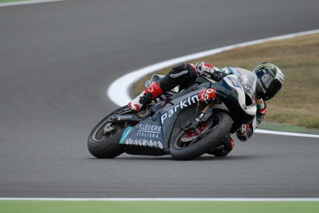 Triumph Confirms Jason DiSalvo Will Race a Daytona 675 In World Supersport Roadracing World Magazine Motorcycle Riding Racing Tech News
