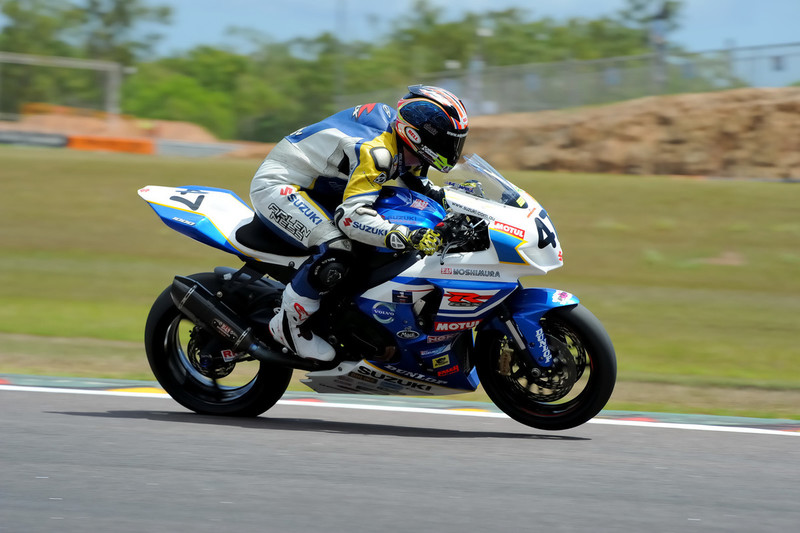 Maxwell Under Australian Superbike Lap Record Friday At Hidden Valley Raceway