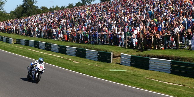 Which Will Be Televised In The United States In Upcoming Weeks, The AMA Pro Superbike Finale, Or The Rest Of The 2013 British Superbike Series?
