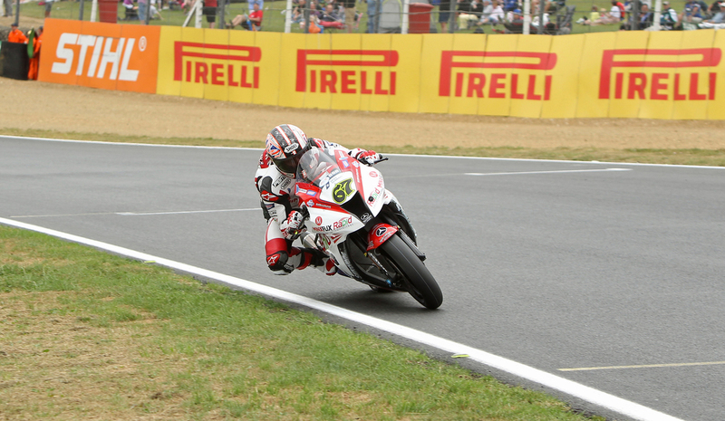 Byrne Earns MCE British Superbike Pole Position At Brands Hatch