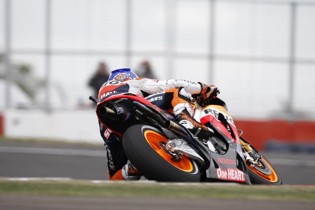 Updated: Stoner Also Fastest In Wet MotoGP Practice Friday At Silverstone