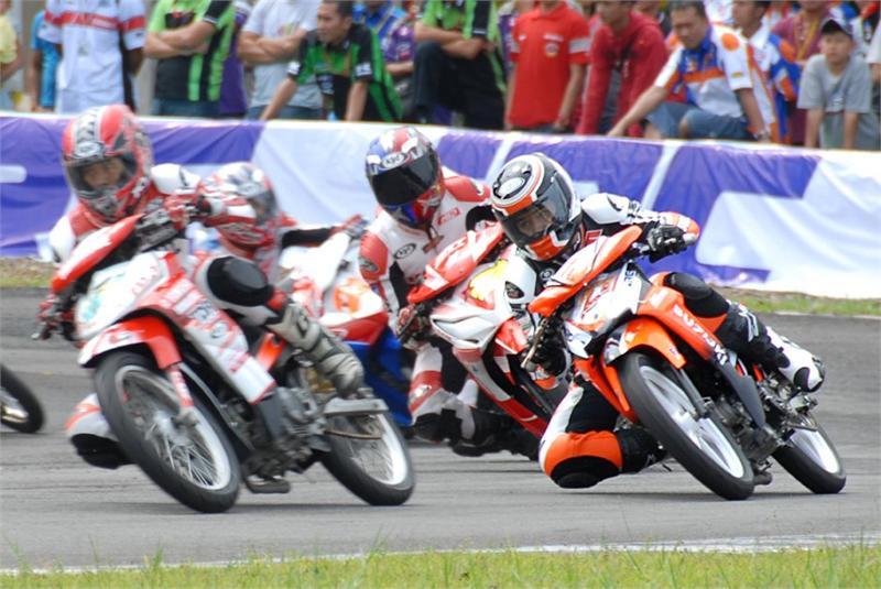 Even More From This Past Weekend's Various Races