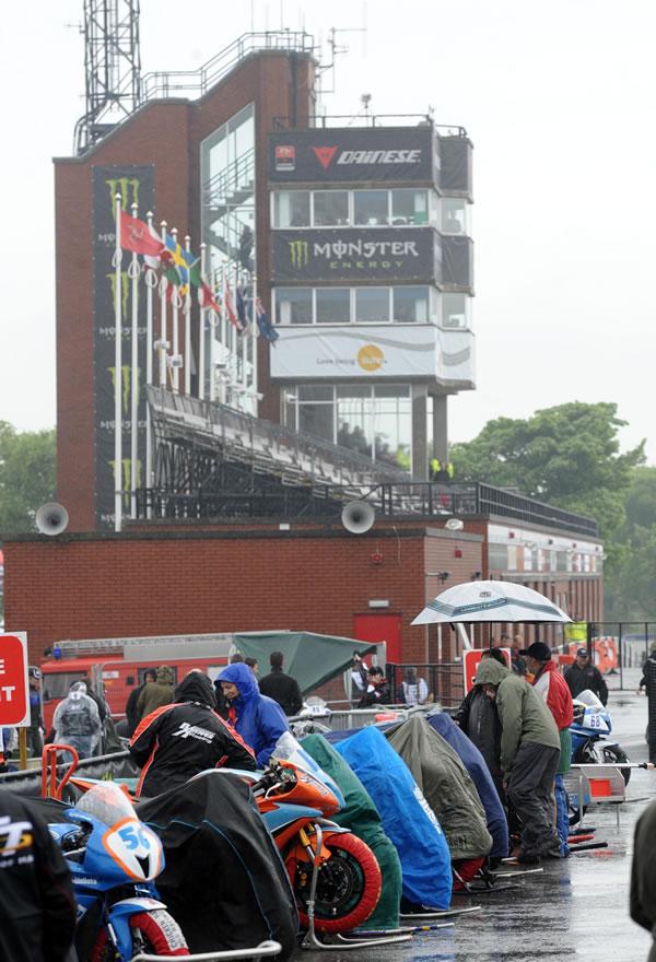 Wednesday's Races At The Isle Of Man Postponed Until Thursday Due To Rain