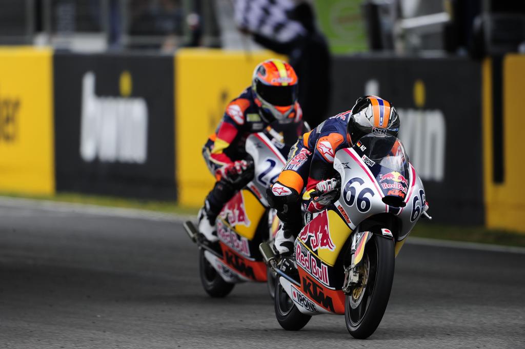 German Floriant Alt Wins, American Joe Roberts 7th In Red Bull Rookies Cup Race One At Jerez