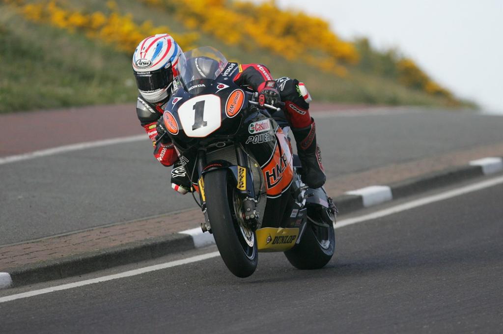 Plater Fastest In Superbike Practice At The North West 200